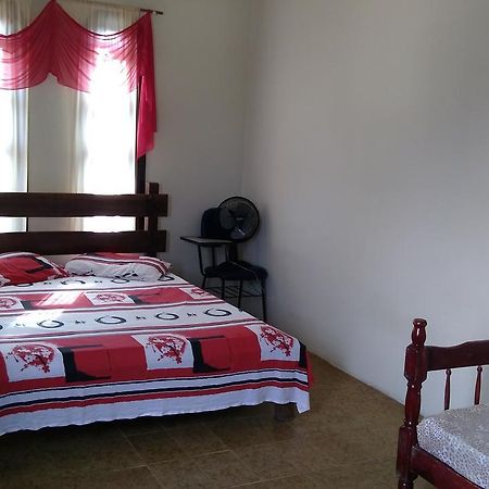 Hostel Balneario Copacabanaカラグァタトゥバ エクステリア 写真